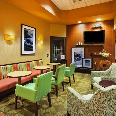 Hampton Inn Gaylord-2